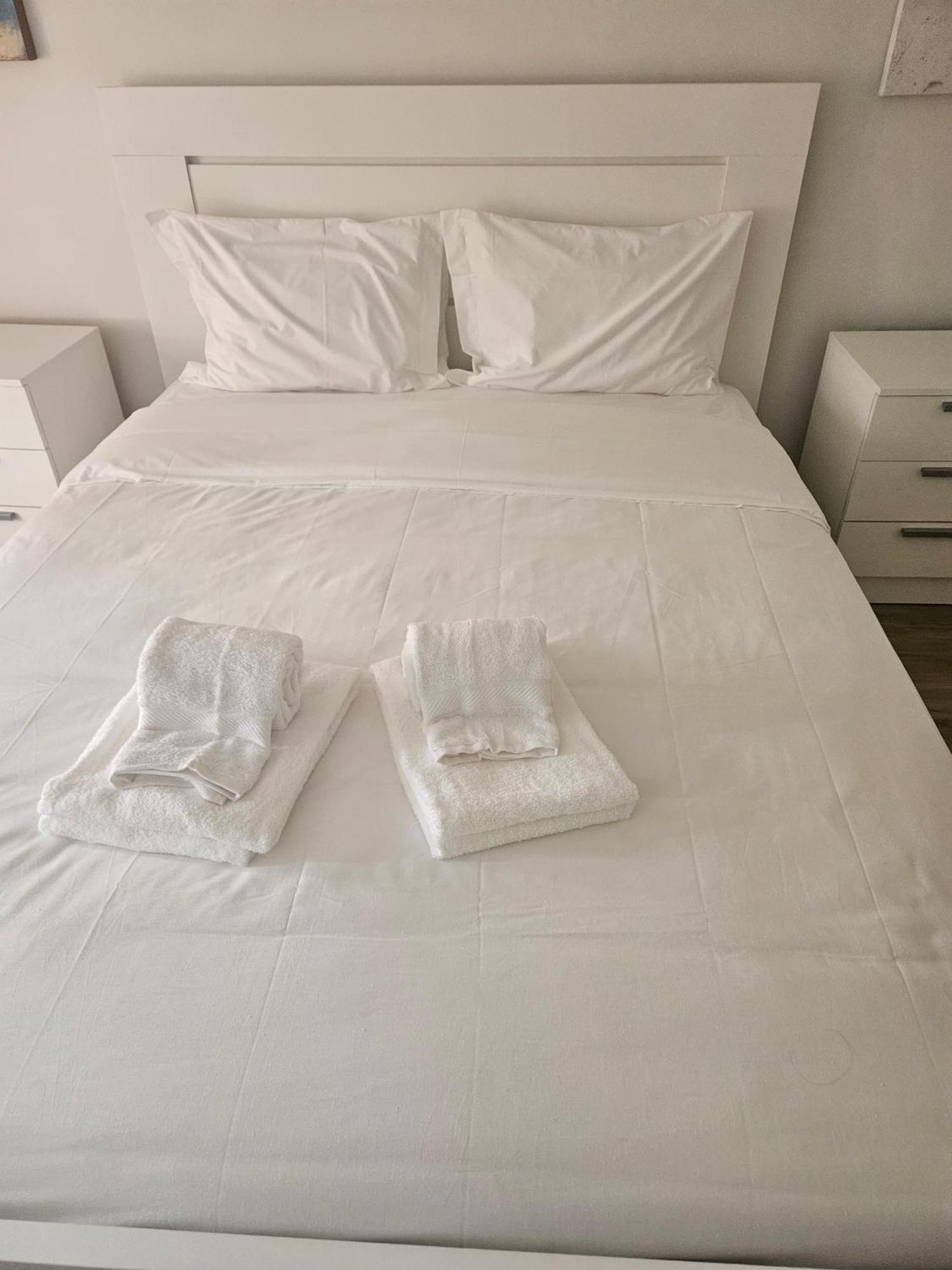 Ponta Delgada Bella Italia Coronel Miranda Guest House מראה חיצוני תמונה