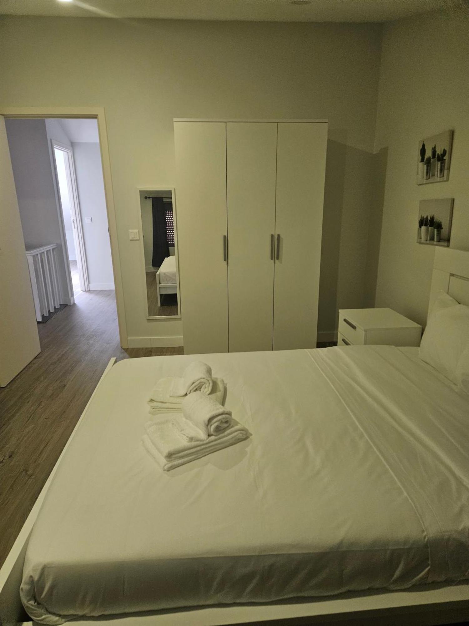 Ponta Delgada Bella Italia Coronel Miranda Guest House מראה חיצוני תמונה