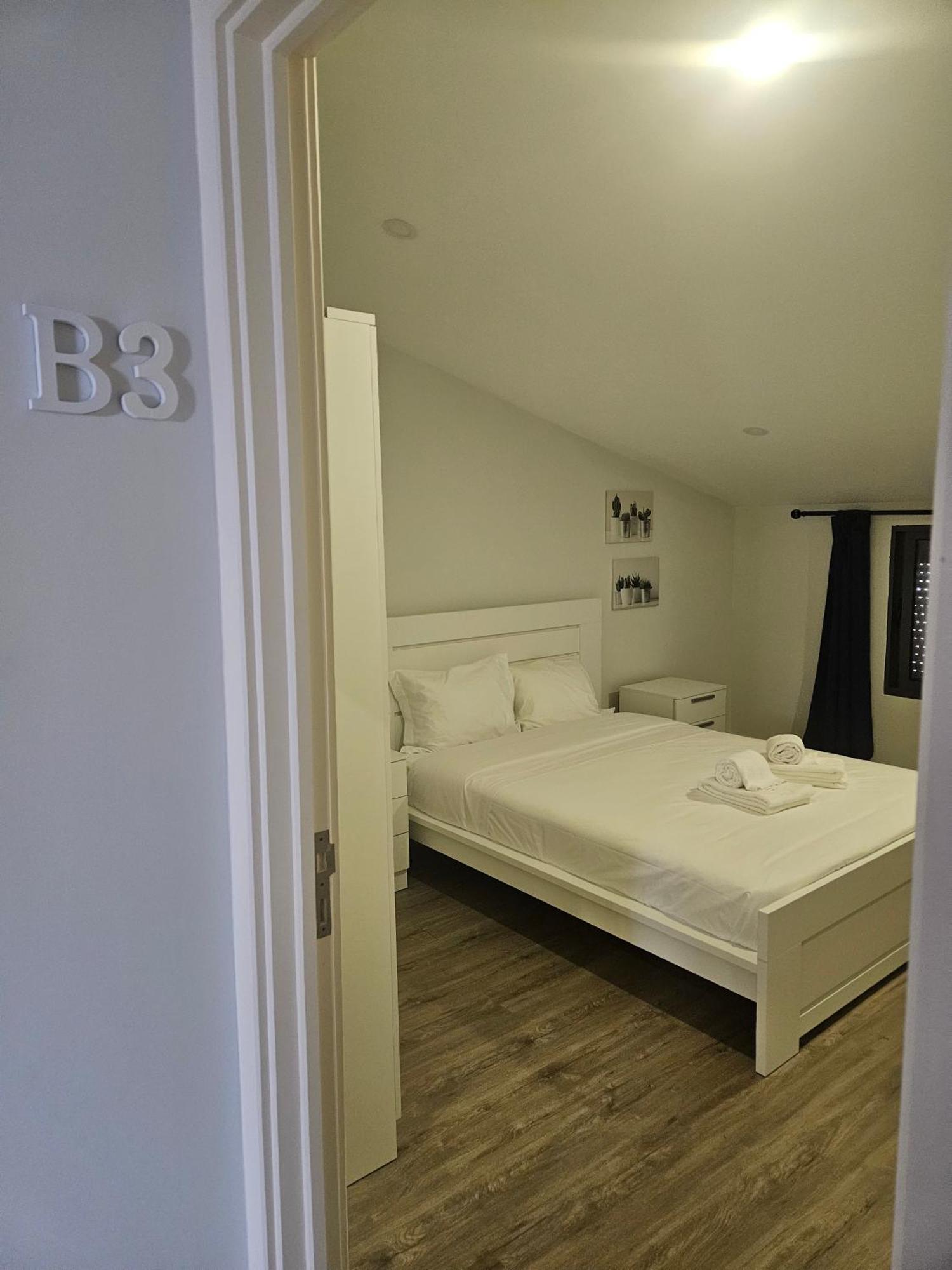 Ponta Delgada Bella Italia Coronel Miranda Guest House מראה חיצוני תמונה